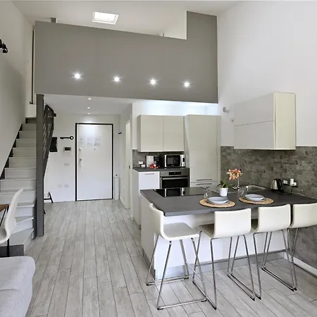 Daire Boutique “diviso Due” *