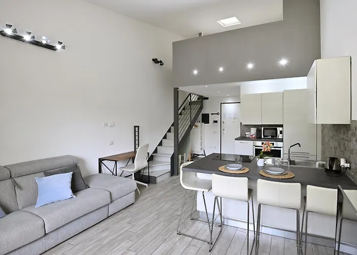 Boutique “diviso Due” Appartamento *