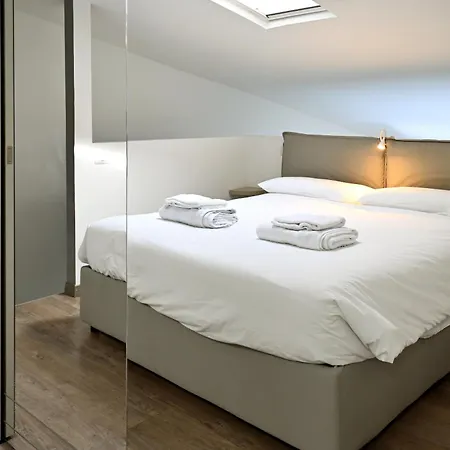 Boutique “diviso Due” Apartment *